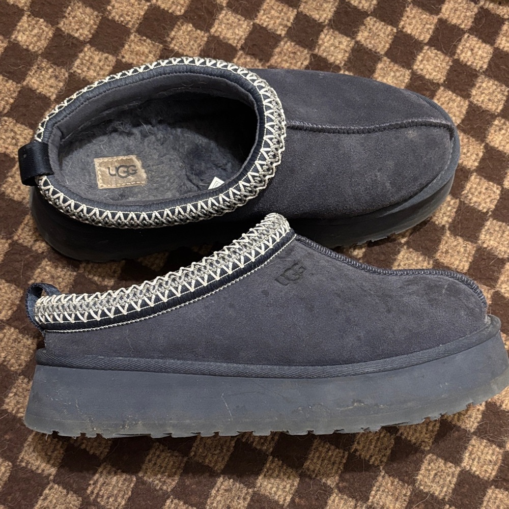 UGG tazz platform slipper - image 2